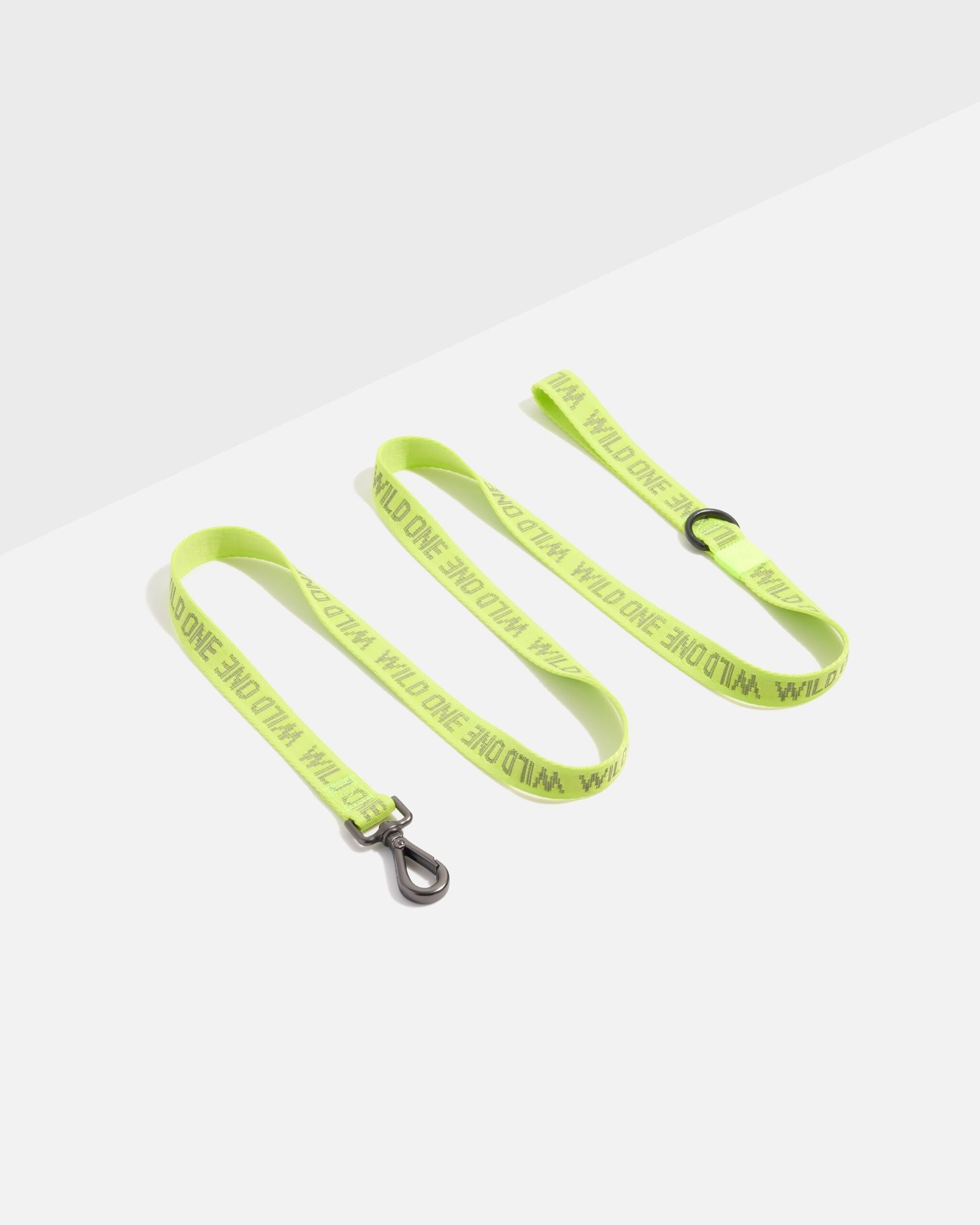 WO_VM_LightWeightLeash_Air_LimeadeReflective_PDP_01_4x5_Web Lightweight Dog Leash - Image 1